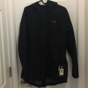 Rain coat new size medium brand under armour